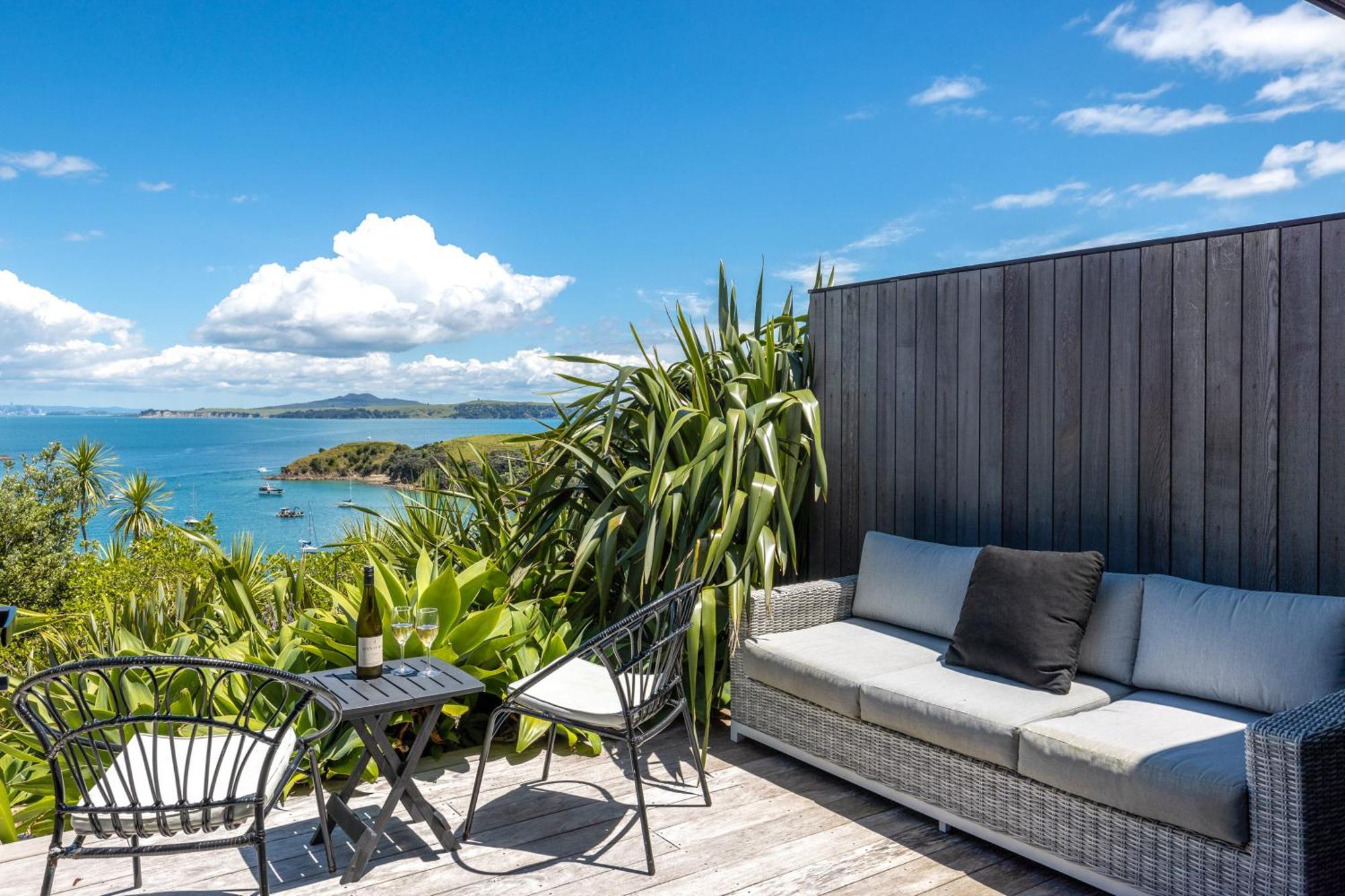 The Moorings Studio Apartments Oneroa Buitenkant foto