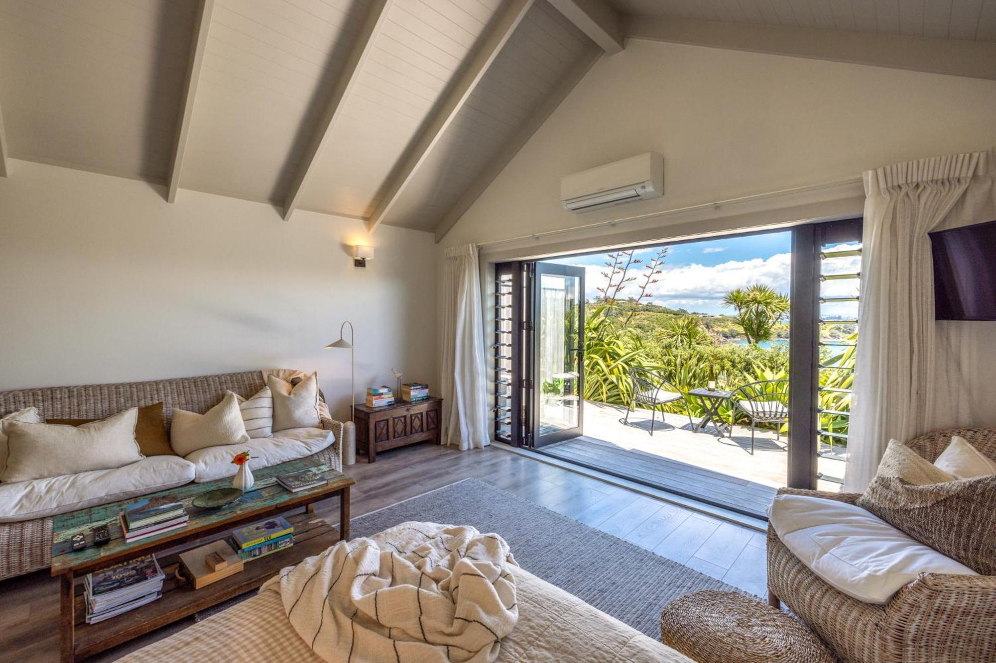 The Moorings Studio Apartments Oneroa Buitenkant foto