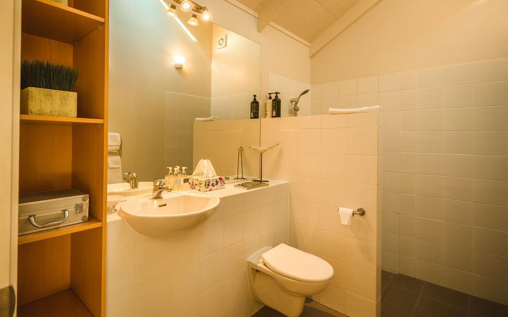 The Moorings Studio Apartments Oneroa Buitenkant foto